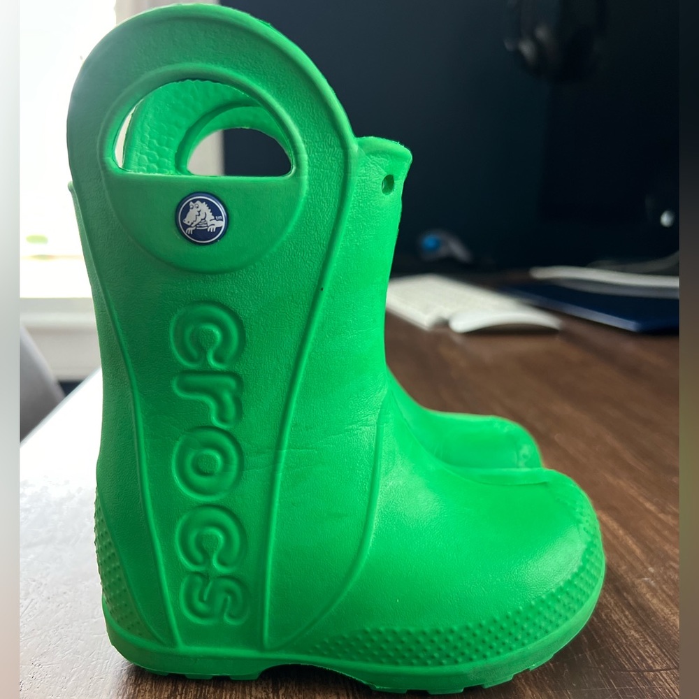 Croc kids Handle it rainboots sz7